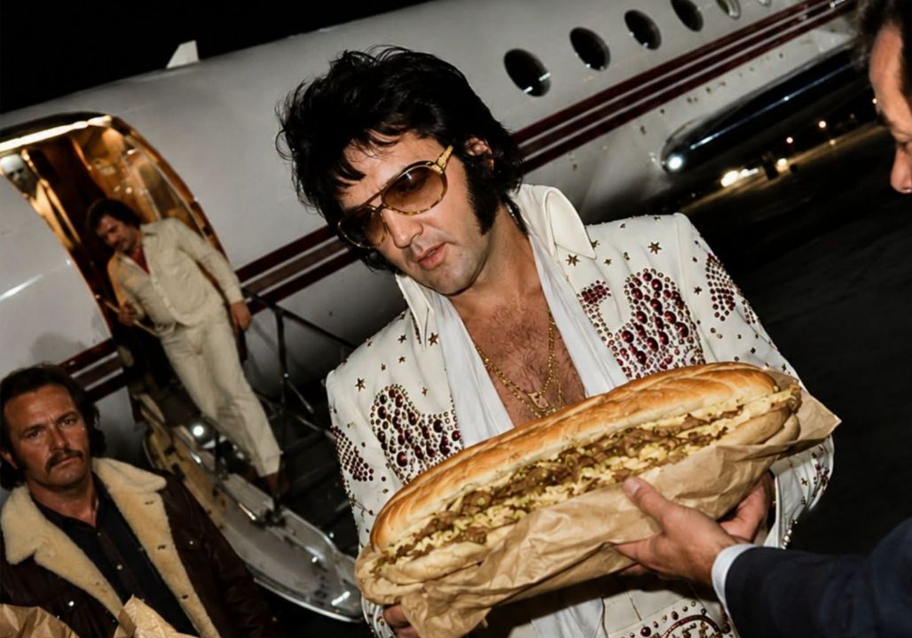 The $16,000 Midnight Sandwich: How Elvis Presley’s Wildest Food Run Became a Haunting Symbol of Fame
